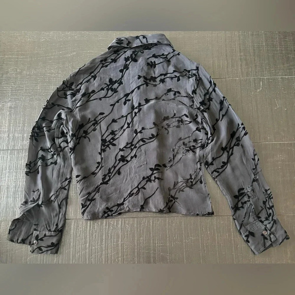 Express Women’s Silk Long Sleeve Blouse size 3 - Picture 2 of 7